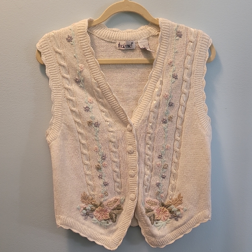 Cream Floral Embroidered Cable Knit Vest